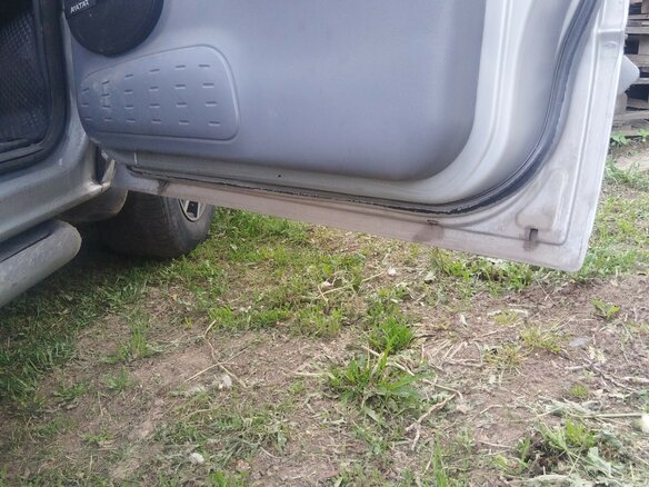 2000 Dodge Caravan III, серебристый, 500000 рублей - вид 21