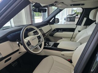 2026 Land Rover Range Rover P530 MHEV V, чёрный, 26500000 рублей, вид 4