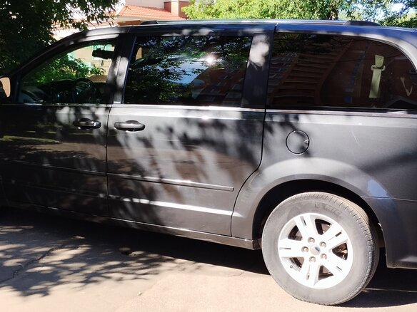 2011 Dodge Caravan Grand V, чёрный, 1750000 рублей - вид 4
