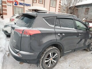 2016 Toyota RAV4 IV (XA40) Рестайлинг, серый, 2400000 рублей, вид 3