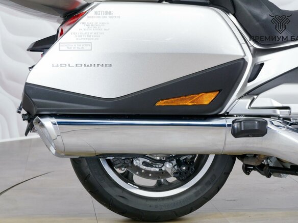 2024 Honda GL 1800 Gold Wing, серый, 3177000 рублей - вид 8
