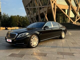 2015 Mercedes-Benz Maybach S-Класс 500 I (X222), чёрный, 4200000 рублей, вид 1