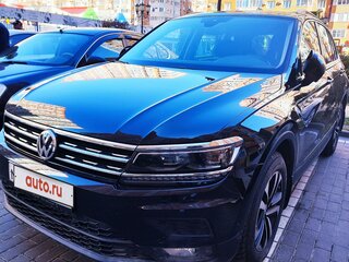 2019 Volkswagen Tiguan II, чёрный, 3200000 рублей, вид 1