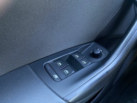 2015 Audi Q3 I (8U) Рестайлинг, синий - вид 26