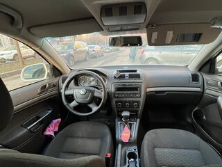 2013 Skoda Octavia II (A5) Рестайлинг, белый, 600000 рублей, вид 5