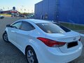 2013 Hyundai Elantra V (MD), белый, 1240000 рублей - вид 2