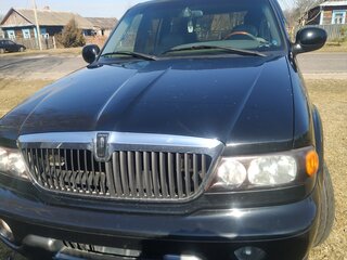 2001 Lincoln Navigator I, чёрный, 586641 рублей, вид 2