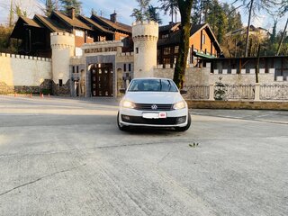 2018 Volkswagen Polo V Рестайлинг, белый, 649000 рублей, вид 3