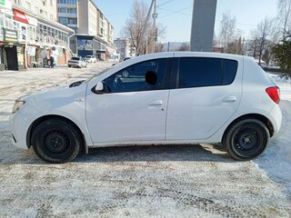 2017 Renault Sandero II, белый, 880000 рублей, вид 2