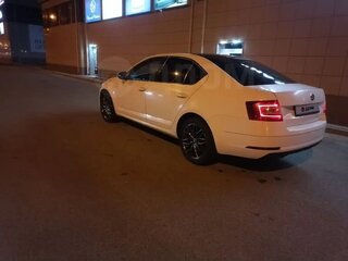 2016 Skoda Octavia III (A7), белый, 1000000 рублей, вид 2