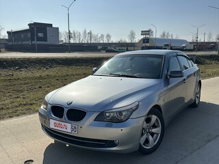 2007 BMW 5 серии 520d V (E60/E61) Рестайлинг, серебристый, 865000 рублей, вид 1