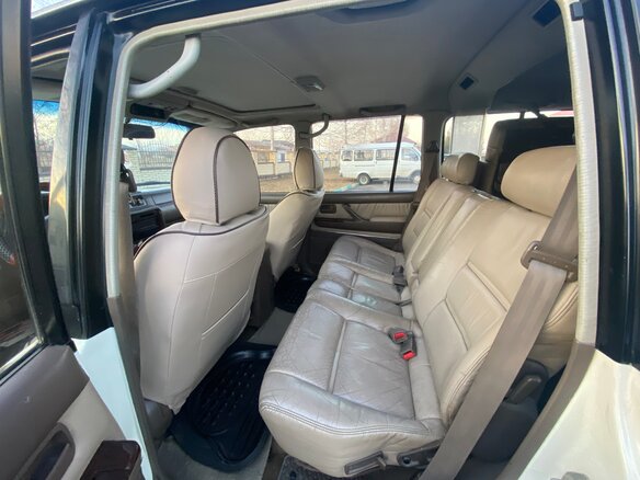 1997 Toyota Land Cruiser 80 Series Рестайлинг, белый, 2300000 рублей - вид 24