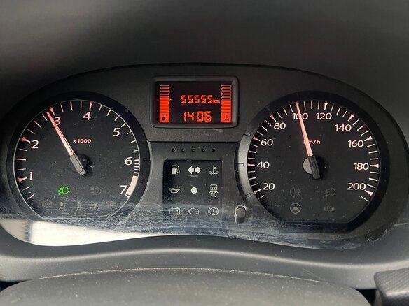 2014 Lada (ВАЗ) Largus I, белый, 1049000 рублей - вид 9