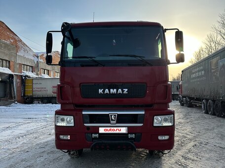 2020 КамАЗ 6580, красный, 4650000 рублей, вид 1