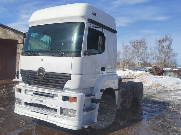 2004 Mercedes-Benz Axor, белый, 2125000 рублей - вид 2