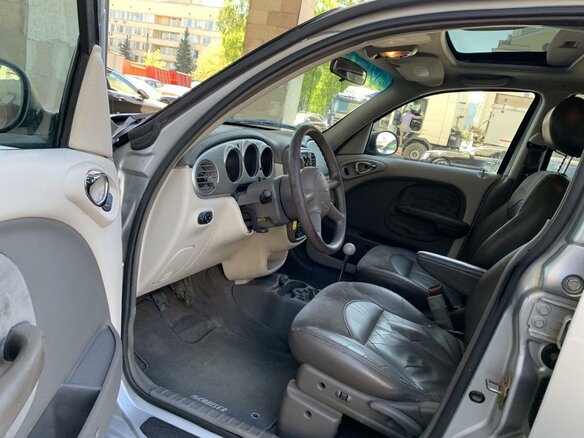 2001 Chrysler PT Cruiser, серебристый - вид 9