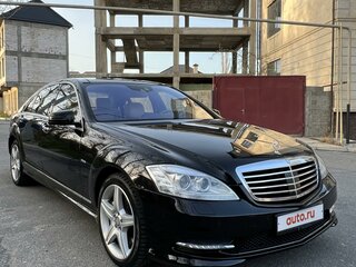 2011 Mercedes-Benz S-Класс 500 Long V (W221) Рестайлинг, чёрный, 2200000 рублей, вид 4