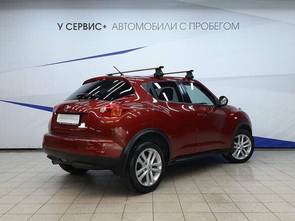 2012 Nissan Juke I, красный - вид 2