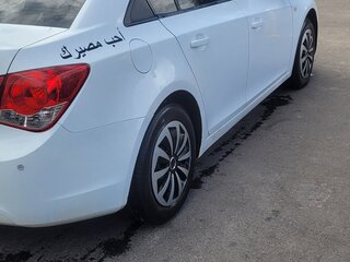 2010 Chevrolet Cruze I, белый, 750000 рублей, вид 4