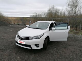 2014 Toyota Corolla XI (E160, E170, E180), белый, 1250000 рублей, вид 1