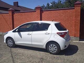 2019 Toyota Vitz III (XP130) Рестайлинг 2, белый, 1300000 рублей, вид 5
