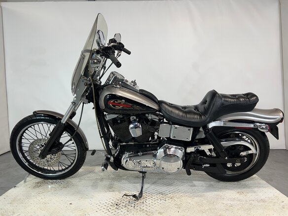 1996 Harley-Davidson Dyna Wide Glide, серебристый, 510000 рублей - вид 1
