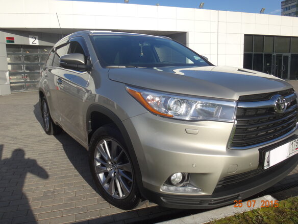 2014 Toyota Highlander III (XU50), бежевый, 3450000 рублей - вид 5