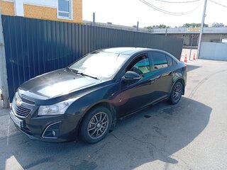 2013 Chevrolet Cruze I Рестайлинг, чёрный, 700000 рублей, вид 1