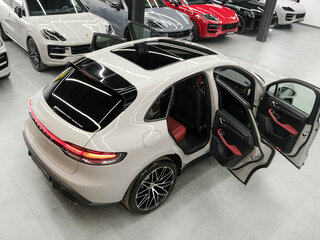 2026 Porsche Macan I Рестайлинг 2, серый, 11700000 рублей, вид 4