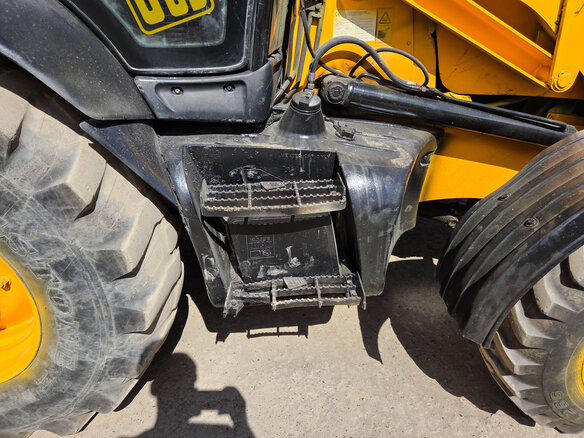 2010 JCB 3CX, жёлтый, 3250000 рублей - вид 9