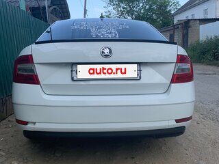 2019 Skoda Octavia III (A7) Рестайлинг, белый, 1500000 рублей, вид 3