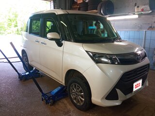 2018 Toyota Tank I, белый, 1250000 рублей, вид 2