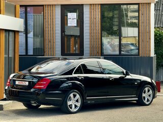 2011 Mercedes-Benz S-Класс 350 Long V (W221) Рестайлинг, чёрный, 1750000 рублей, вид 4