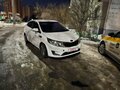 2013 Kia Rio III, белый, 600000 рублей - вид 2