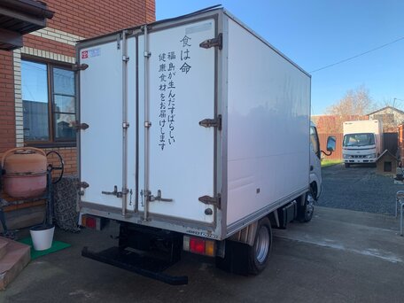 2000 Toyota Dyna, белый, 1680000 рублей, вид 3