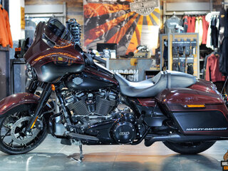 2022 Harley-Davidson Street Glide, пурпурный, 3600000 рублей, вид 2