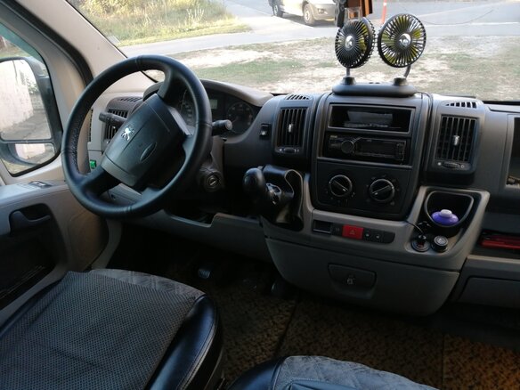 2011 Peugeot Boxer, белый, 1550000 рублей - вид 9
