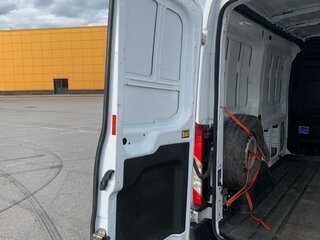 2021 Ford Transit, белый, 2000000 рублей, вид 3