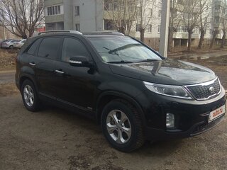 2016 Kia Sorento II Рестайлинг, чёрный, 2900000 рублей, вид 3