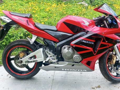 2004 Honda CBR 600RR, красный, 600000 рублей, вид 1