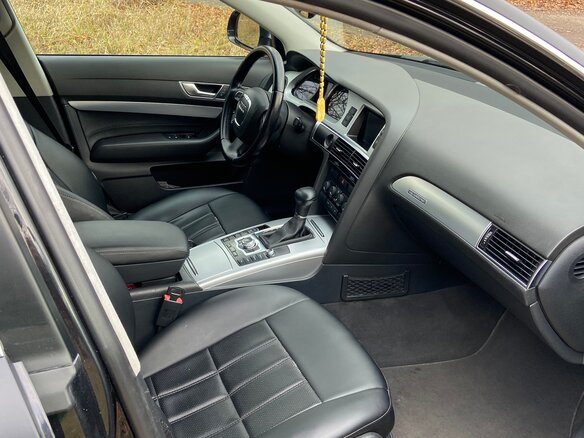 2009 Audi A6 III (C6) Рестайлинг, чёрный, 1000000 рублей - вид 4