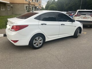 2015 Hyundai Solaris I Рестайлинг, белый, 1250000 рублей, вид 3