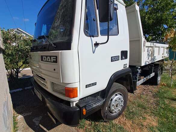 1990 DAF 400 Series, белый, 1850000 рублей - вид 1