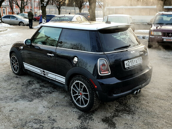 2007 Mini Hatch Cooper S II (R56), чёрный - вид 5