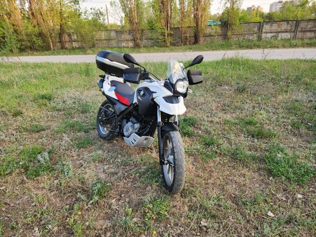 2013 BMW G 650 GS, белый, 647000 рублей, вид 2