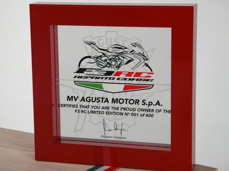 2019 MV Agusta F3 675, красный, 1250000 рублей, вид 2