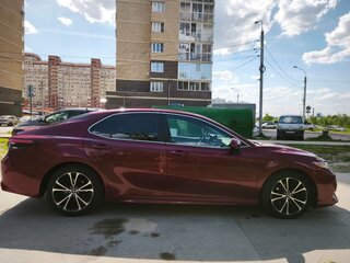 2017 Toyota Camry US Market VIII (XV70), красный, 2430000 рублей, вид 5