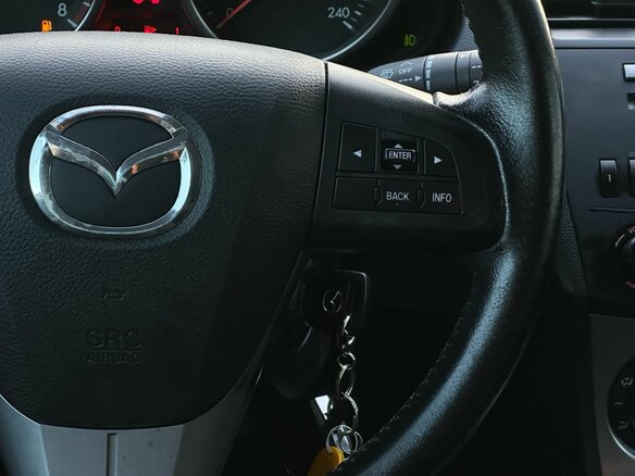 2010 Mazda 3 II (BL), белый, 735000 рублей - вид 16