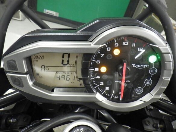 2014 Triumph Tiger Explorer, белый, 760000 рублей - вид 6