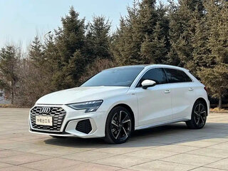 2023 Audi A3 Sportback 35 TFSI IV (8Y), белый, 1725025 рублей, вид 1